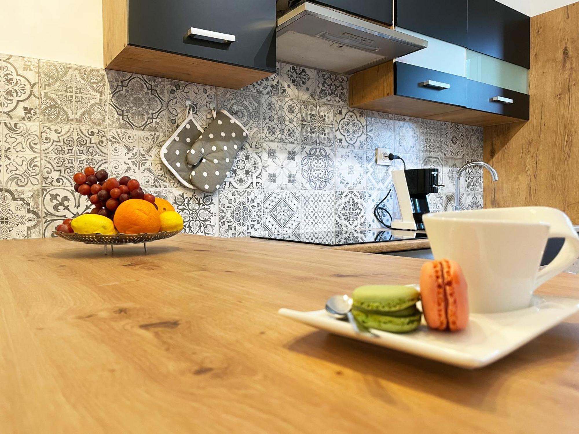 Cute Apartment In Rijeka Near Beach With Parking Exterior foto