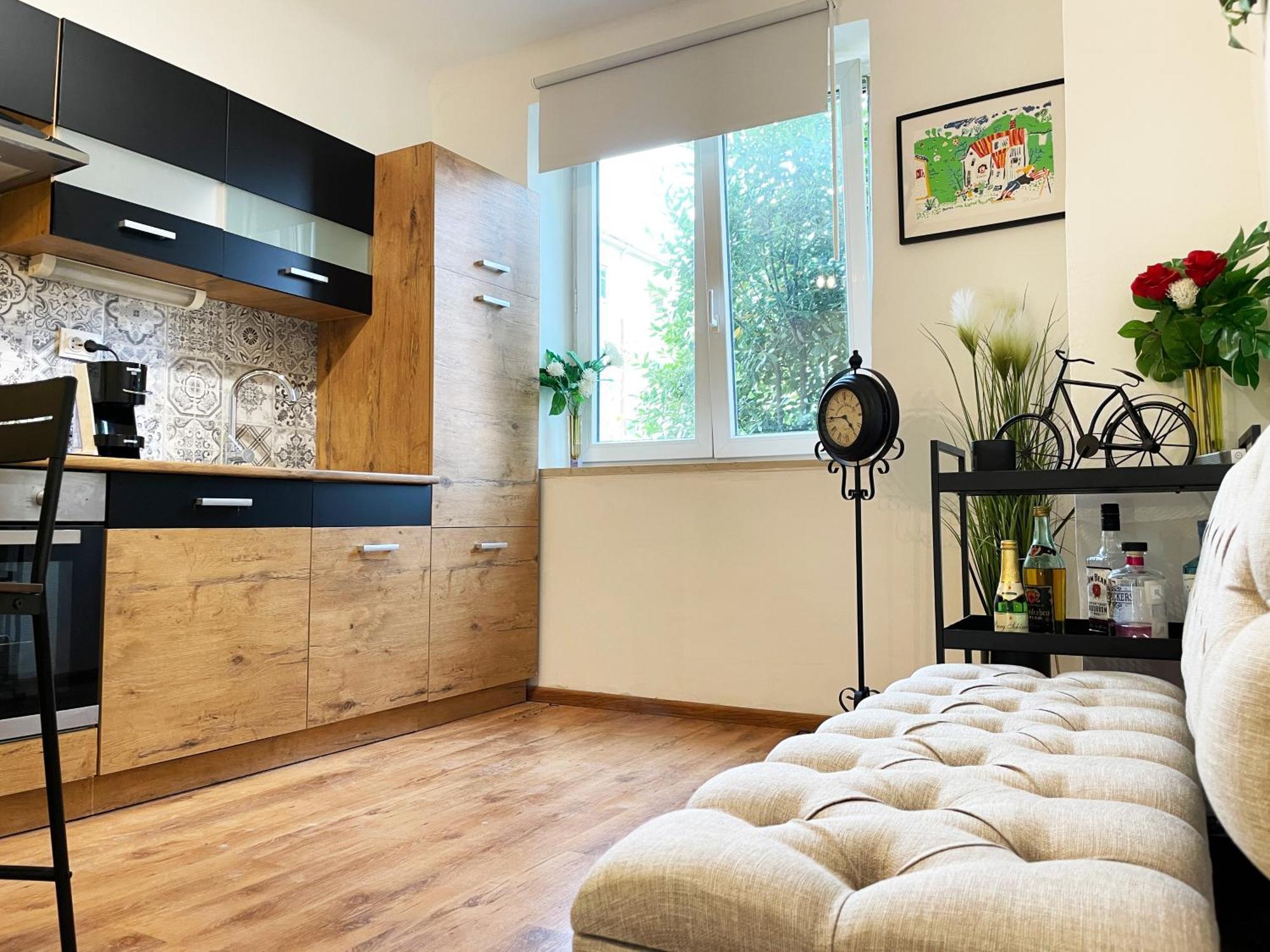 Cute Apartment In Rijeka Near Beach With Parking Exterior foto